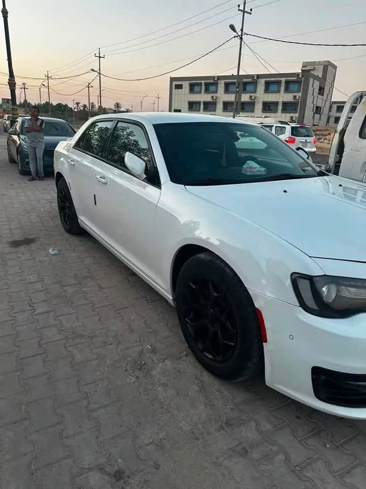 سلام عليكم اوبما للبيع موديل21معلايه22سياره كفاله عامه ماعده بارد بجاملغ فول موصفات Sماعده الفتحه سياره كامله من طول لطول ماشيه60الف حقيقي مال بيت سياره مكان سياره بصره سعر205وبيها مجال   مجال ***********سياره رقم بصره بسمي وذا مراوس بجارجر عادي اروس بس لكون بيضه 
هذاه رقم عل رصد***********
