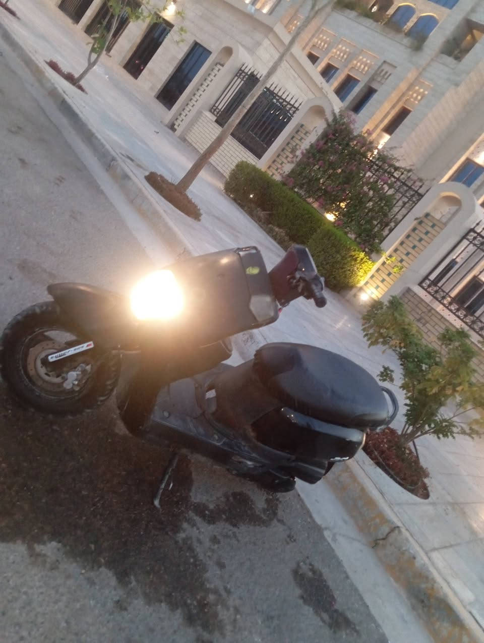 للبيع 200
