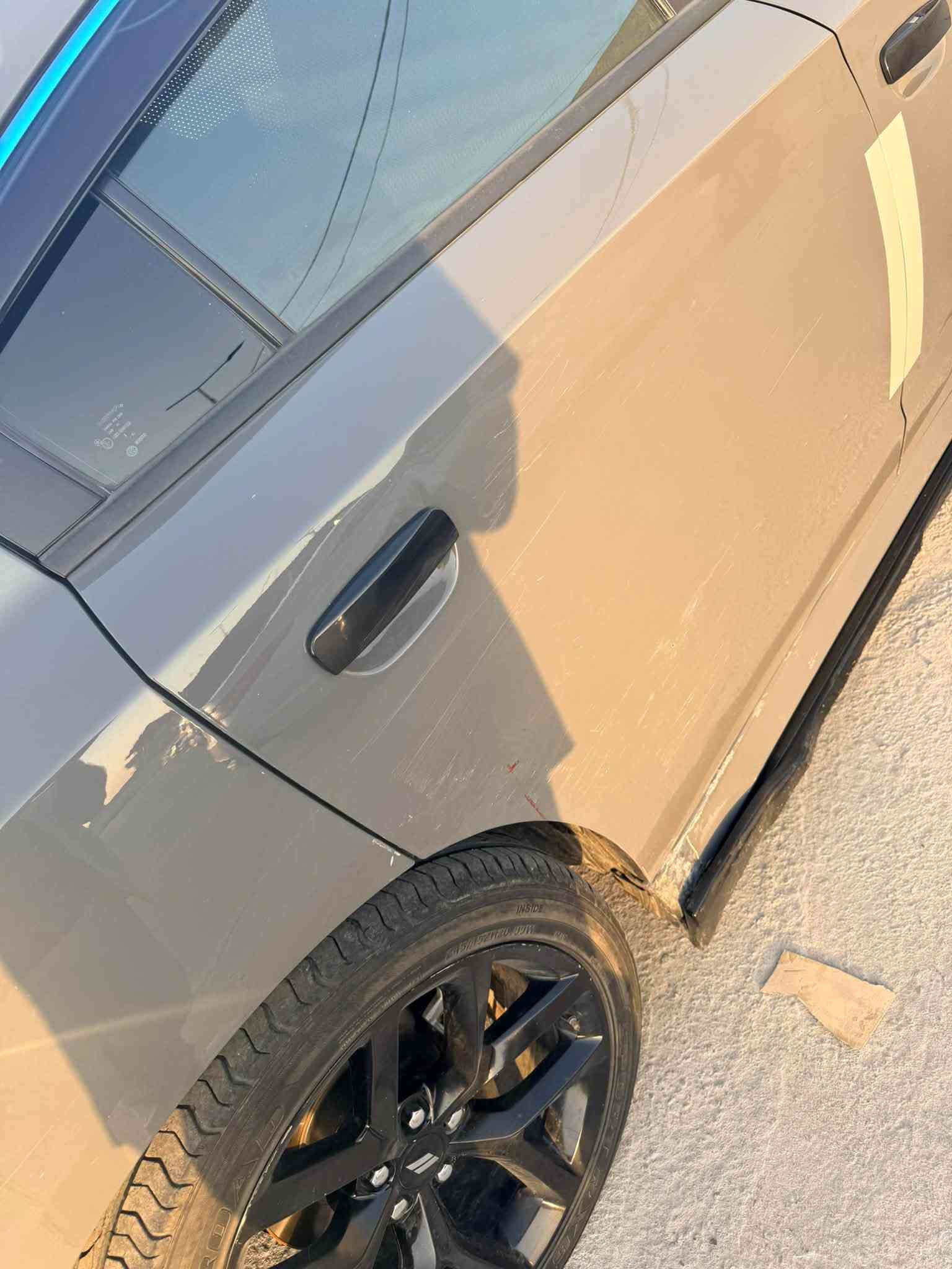سلام عليكم
للبيع او مراوس باحدث
جارجر GT19 لون مميز سمنتي 
رقم بغداد نكليزي تحويل
فول عد الفتحه
كير مكينه حداده كفاله 
تو ويل
ماشيه ١٣٠ ميل
6سلندر 
شفتات بالستيرن
حساس بالمري
حساسات جانبي خلفي 
سوبر تراك باك
كشنات حضن كهرباء
الحادث
بنيد مبدل فقط جاملغ راجع بارد صور الحادث ولسونار بالمنشور
بارد (ثلاث مكانات كد اصبع )
السعر 205 وبيها مجال 
مكان سياره البصره 
***********
***********

