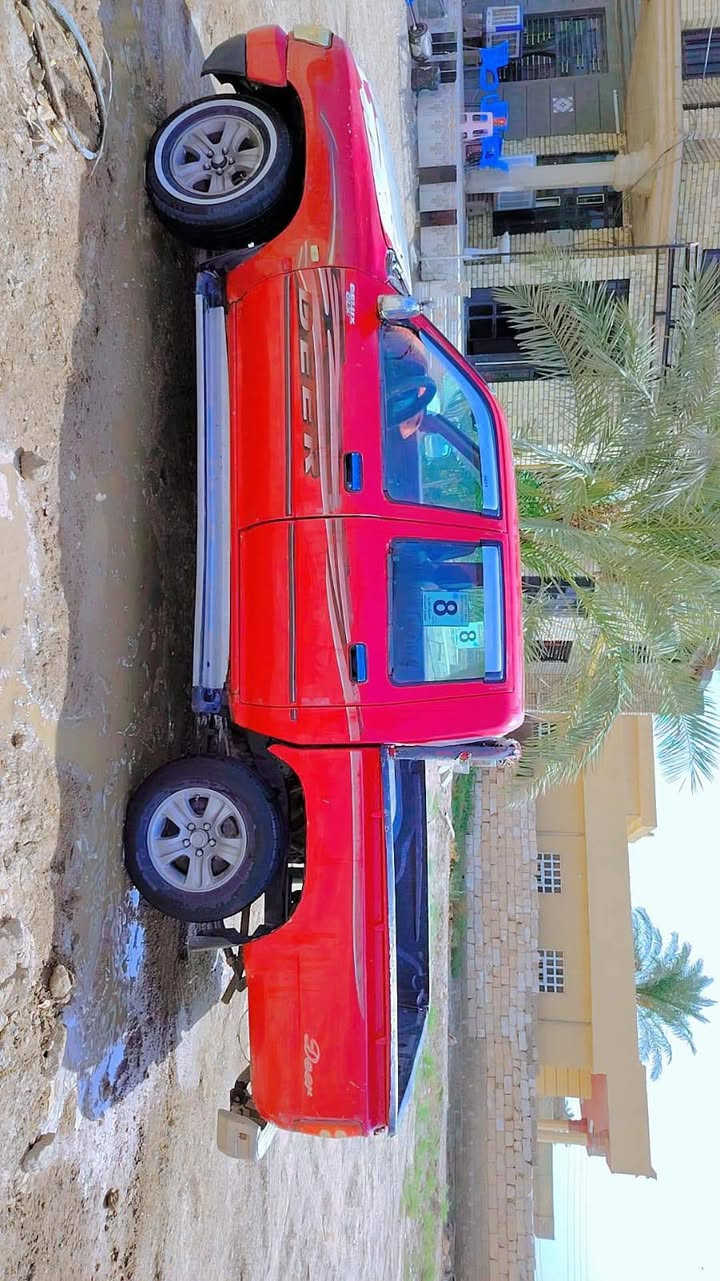 بيكم دير 2011 رقم بغداد سعر 40 بيه مجال ‏‪***********‬‏ مكان فلوجه كرمه

نص مكتوب في الصور:
- CHILL