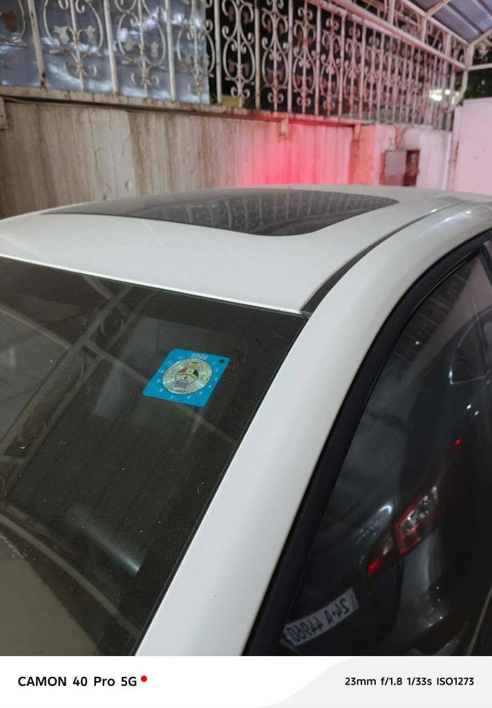كورلا هايبرد 2025
مكفولة كفالة عامة من الصبغ والبارد والشخط سيارة بحالة الوكالة 
فول مواصفات
 خمس كامرات
كشنات جلد
 بصمة
سلايت
رادار 
نقطة عمياء 
توقف ذاتي
سنوية ورقم وهزة جديد باسمي
مكان السيارة الموصل
*********** وبي واتساب
السعر ١٦٧ بيها مجال بسيط موصل, نينوى

