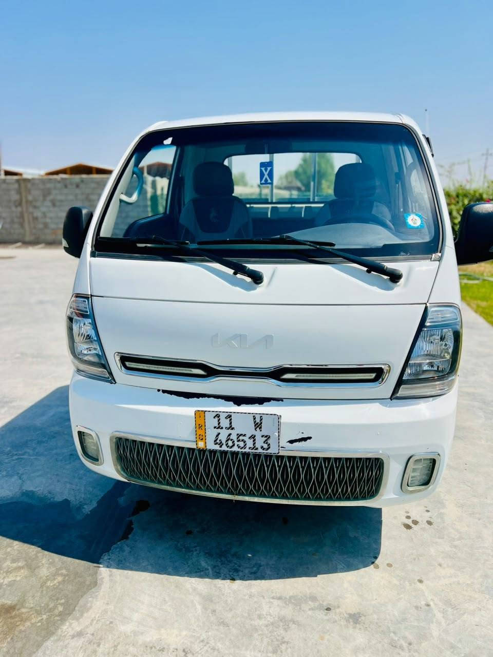 بسم الله الرحمن الرحيم
🚛 للبيع | كيا حمل موديل 2023

 رقم السياره: بغداد   

سيارة نظيفة جداً، استعمال شخصي، وجاهزة للعمل مباشرة بدون أي مصروف.

✅ المحرك ممتاز، ويوجد خيط بخار بسيط بدون تنقيص في الدهن و العزم أو الأداء.
✅ الكير ممتاز.
✅ الحدادية سليمة.
✅ التبريد شغال 100%، وتم عمل صيانة للأدامة قبل شهر.
✅ تخم تايرات خلفي جديد.
✅ السيارة باسمي وتحويل مباشر.
✅ السنوية نافذة لغاية 2028.
✅ السيارة بيها بارد كما موضح بالسونار في الصور.
✅ السيارة جاهزة من كير ومحرك وحدادية وتايرات، وما تحتاج غير دهن وكاز وتمشي.

سبب البيع: الحاجة إلى السيولة.

💰 السعر: 145 وبيه مجال.

📍 العنوان: بابل – الإسكندرية.

📞 للاستفسار والاتصال:
***********
***********

الله يبارك لصاحب النصيب، والرزق على الله.
