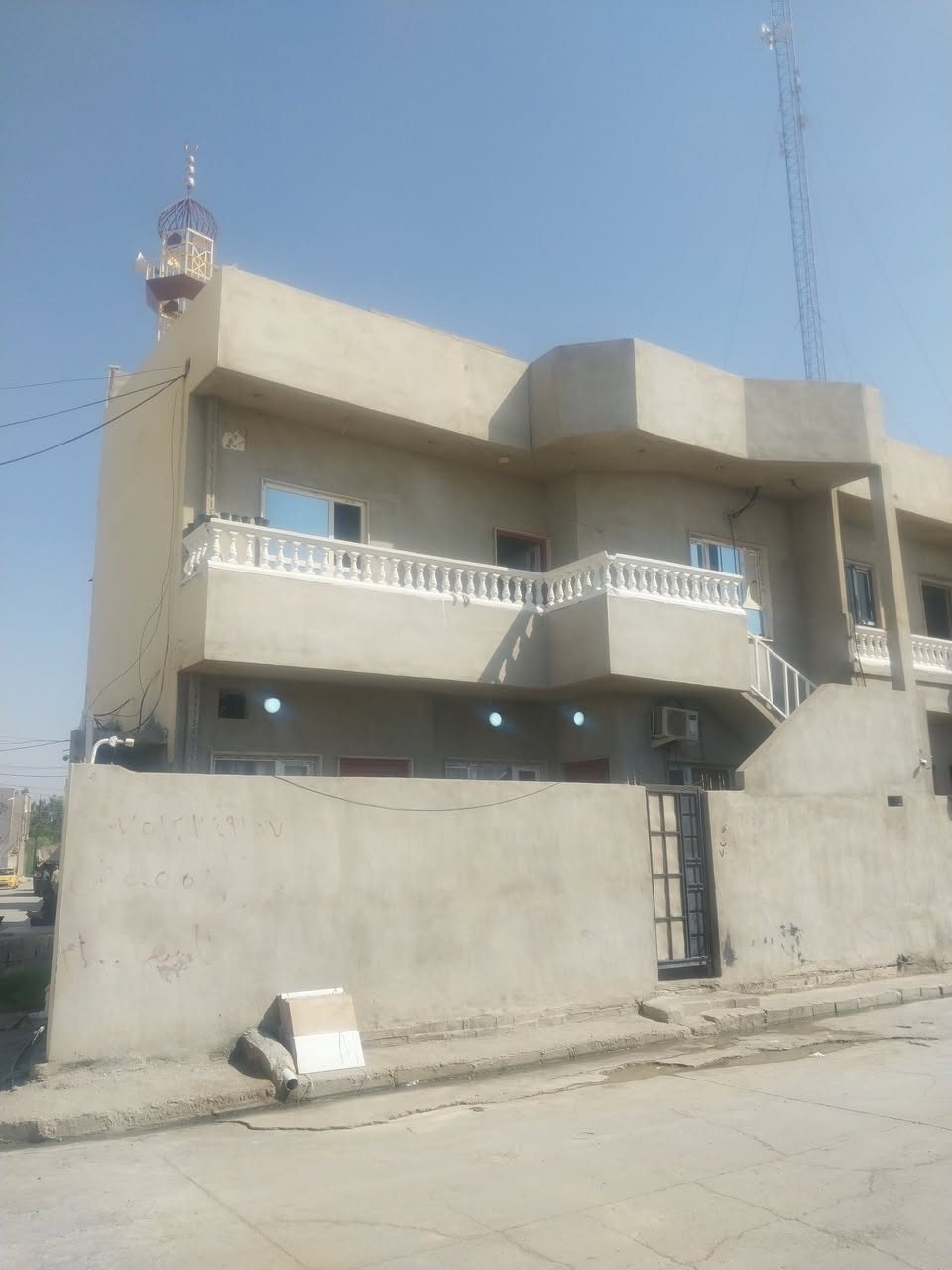 الموصل الجانب الأيسر • ١٠٠م • ٣ غرف