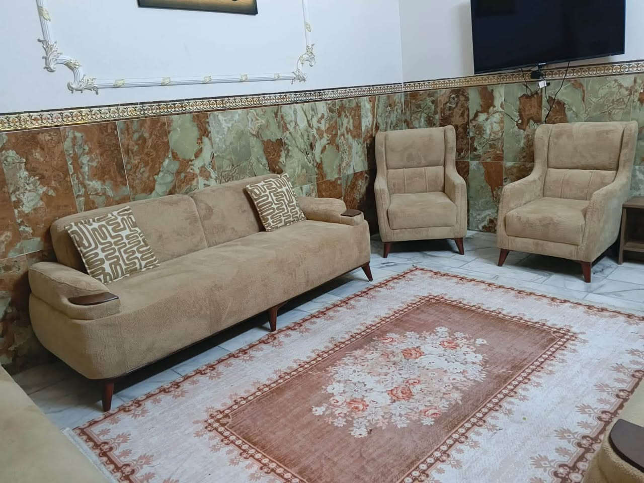 تخم قنفات • بغداد