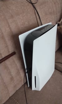 ورحمه الله وبركاته بلي ٥ فات للبيع وياه يده ولعبه الن رينغ استخدام قلي...