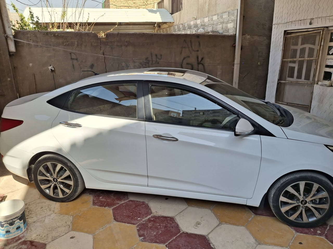 للبيع اكسنت موديل ٢٠١٦ قادسيةخليجي مكفولة من الصبغ والتبديل  
محرك ١٦٠٠ 
فول مواصفات
مكانه ديوانية 
السعر ١١٠
للاتصال ***********
***********
