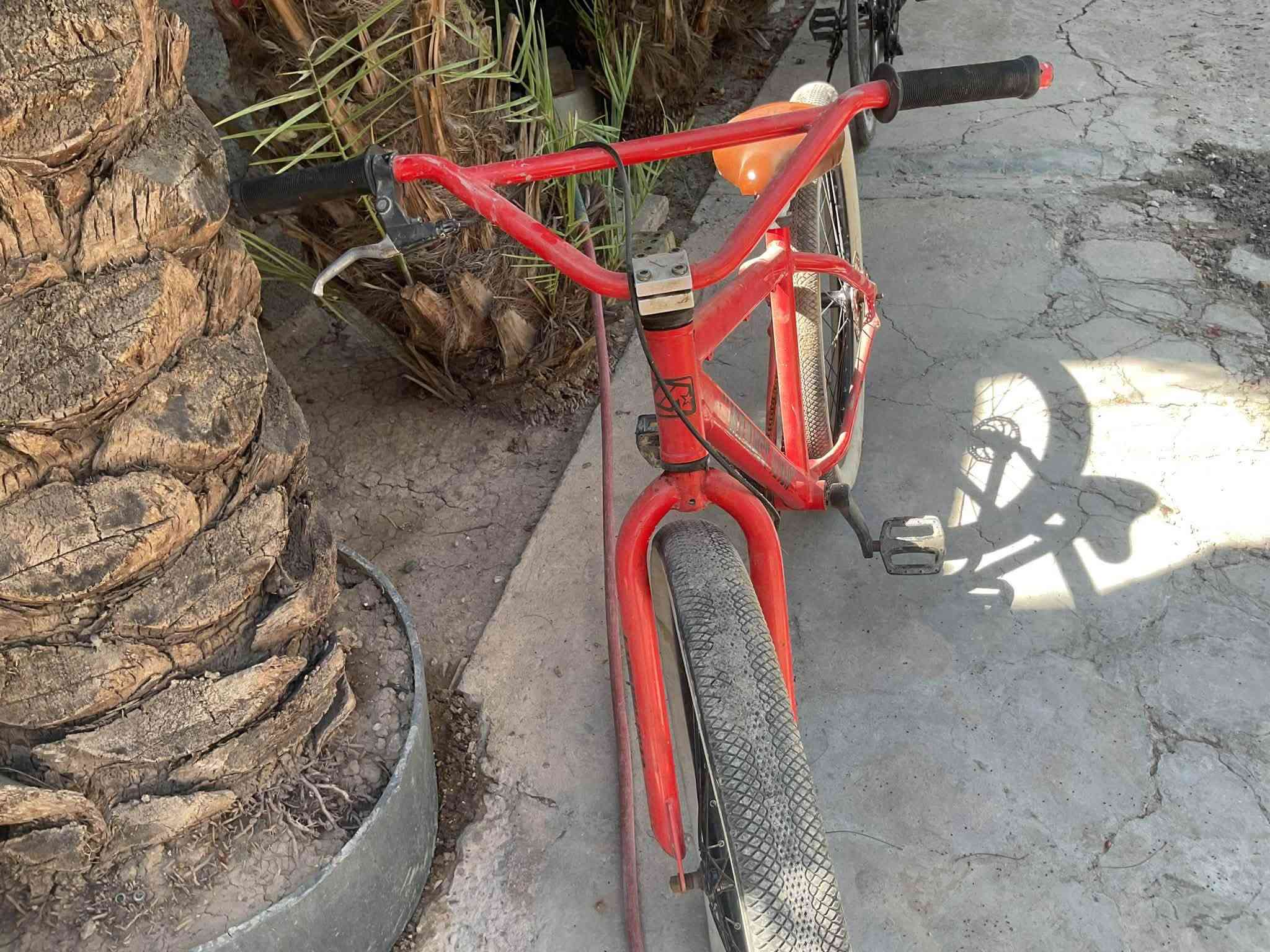 BMX بايسكل
السعر : 150 وقابل للتفاوض
المكان : بغداد
واتساب : ***********
