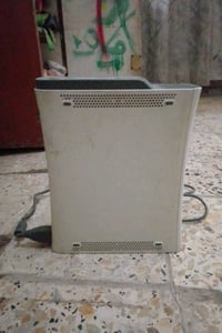 اكس بوكس ٣٦٠ • سعة ٨٠جيجا • مع يد