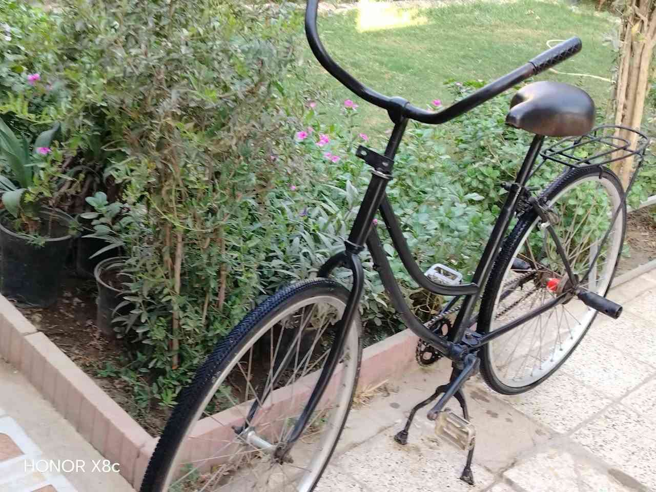 باسكل للبيع السعر (50)مكاني الحله الرقم ***********

نص مكتوب في الصور:
- HONOR X8c