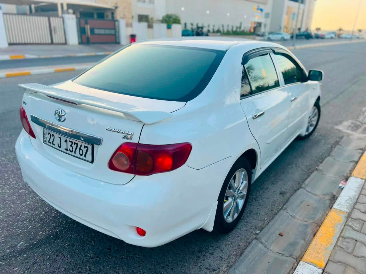 توياتا كورلا موديل 2009 لون ابيض
رقم أربيل دولي جديد شرط التحويل والغرامات 
السيارة محرك وكير شرط بدون اي عيب 
محرك 4 سلندر شرط لا تنقيص ولا تبخير 
كير شرط 
تبريد ثلج شرط 
صدر امامي وخلفي جديد 
تايرات جدد 
ويل كب 
اربع دسك 
اشاير بالمري
تحكم امري كهربائي 
رقم أربيل دولي جديد 
سنويه جديد 
هزه جديد 
السيارة بأسمنا 
السيارة بيها صبغ قطعتين ونص فقط والباقي كفاله شرط الفحص 
السيارة جديدة داخل وخارج وترايها زيرو شرط 
السيارة بسعر مناسب جدا 89 وبيها مجال للشراي 
العنوان صلاح الدين تكريت 
للتواصل ***********

