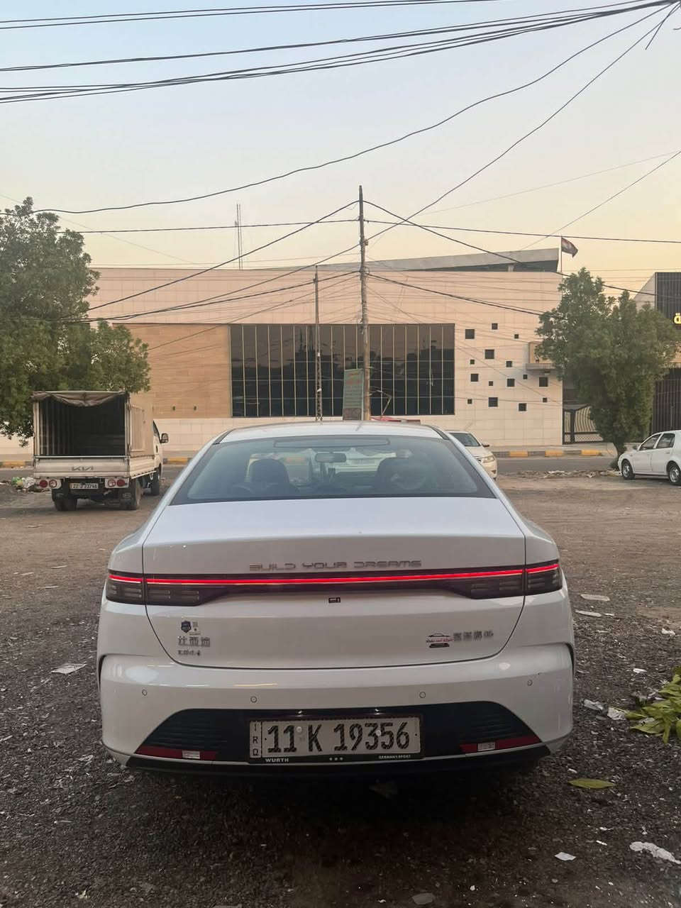 BYD 2025 ديستروير
للبيع 
السيارة نضيفة جداً 
ماشية 5 الاف
السيارة رقم بغداد بأسمي تحويل ثاني يوم
وياها ارضيات 5G + بورد شحن
((السيارة دبل گود ))

السعر : 19100 وبيها مجال للشراي

مكاني بغداد

للاستفسار : ***********
