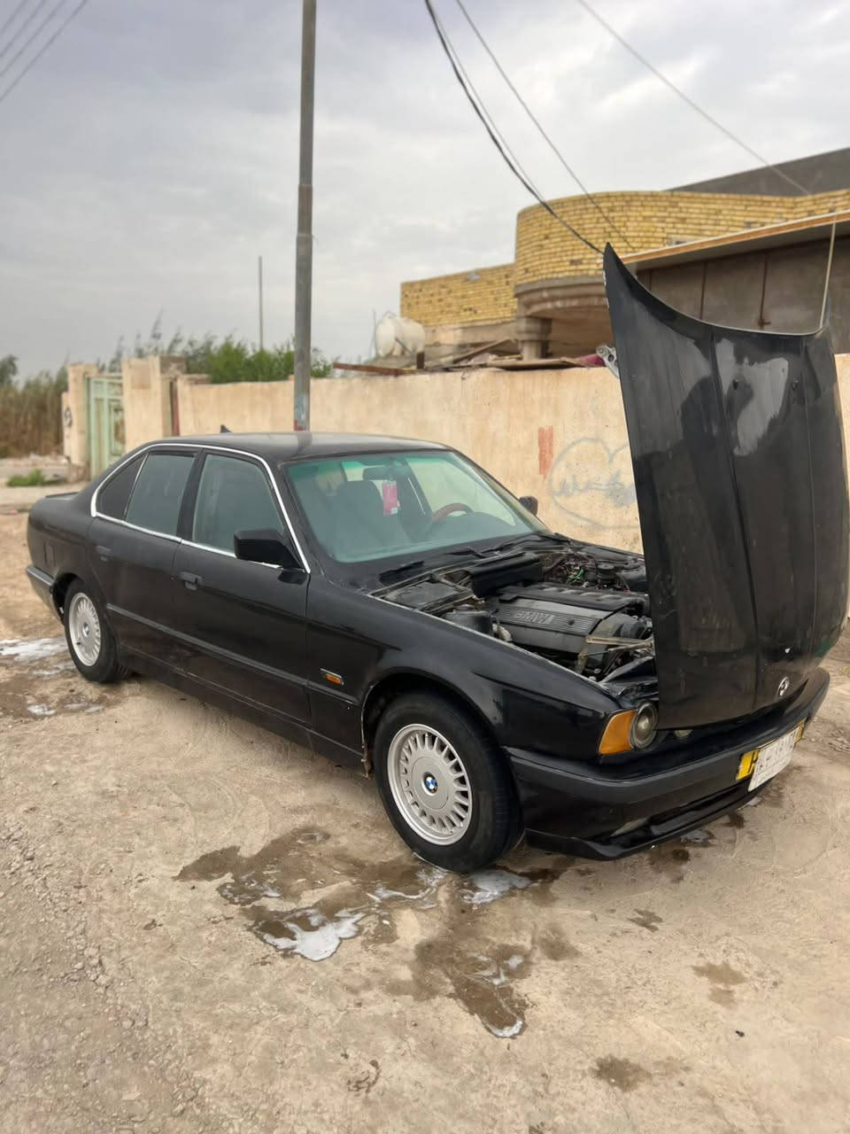 بي ام ٥٢٥ • موديل ١٩٩١ • رقم بغداد