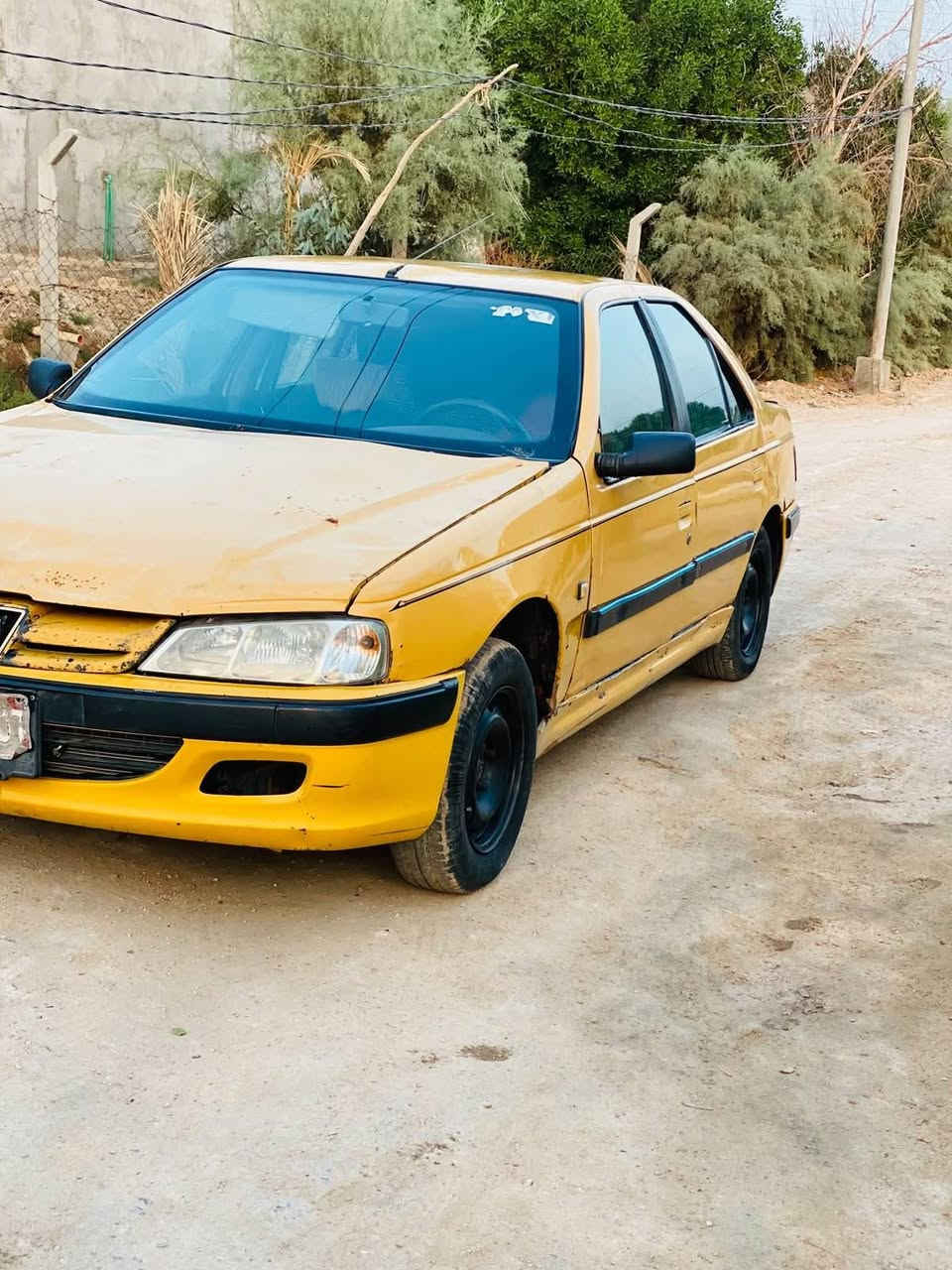 سلام عليكم سياره بيجو بارص موديل 11 

مكينه وكير  حداديه وتخم تاير جديد تبريد شغال بس عوزه غاز 

رقم احمر قادسيه  راعيه موجود اوجهك ويها 

السعر 15 بيه مجال بصيط 

***********
