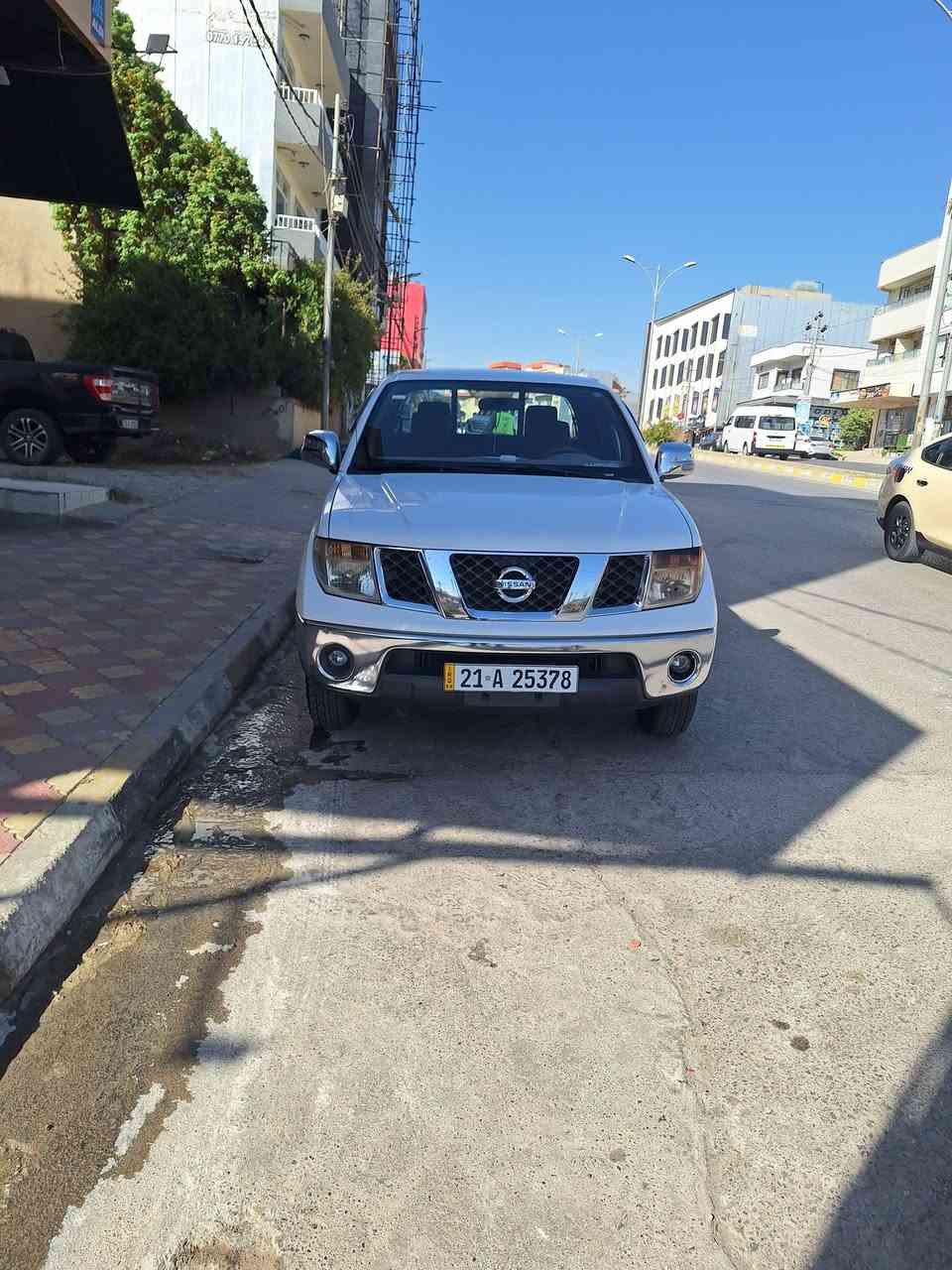 نیسان ناڤارا مۆدێل ۲۰۰۹ بۆفرۆشتن
مە کینەی نەکراوەتەوە
بێ سارد وبێ بۆیاغ 
225 هەزاری حەقیقی ڕۆیشتوە
چوار تایەی لۆکی لەژێرە
گێڕ عادی
هەموو گیانی بەشەرت
 سەنەوی بەسەرچوە
نرخ :   ۱۱۰ گەڵاو کەمێک مەجال
ژ.م ***********
