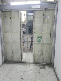 جامخانة • بحالة جديدة • ٢٤٠سم