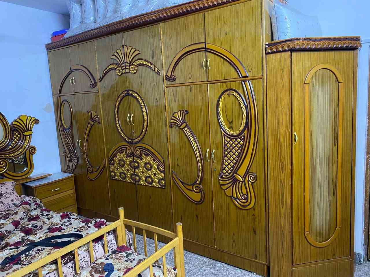 غرفة اخشاب • ٧ قطع • كنتور ٦ أبواب