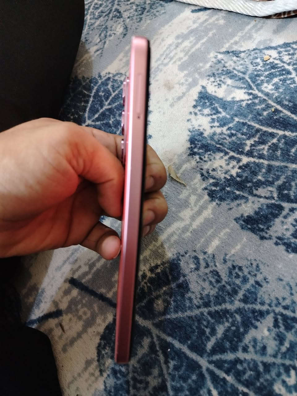 سلام عليكم جهاز انفنكس هوت ٦٠ ذكره ٢٥٠ لبيع ١٥٠ سعره مكاني بغداد حي اور ***********
