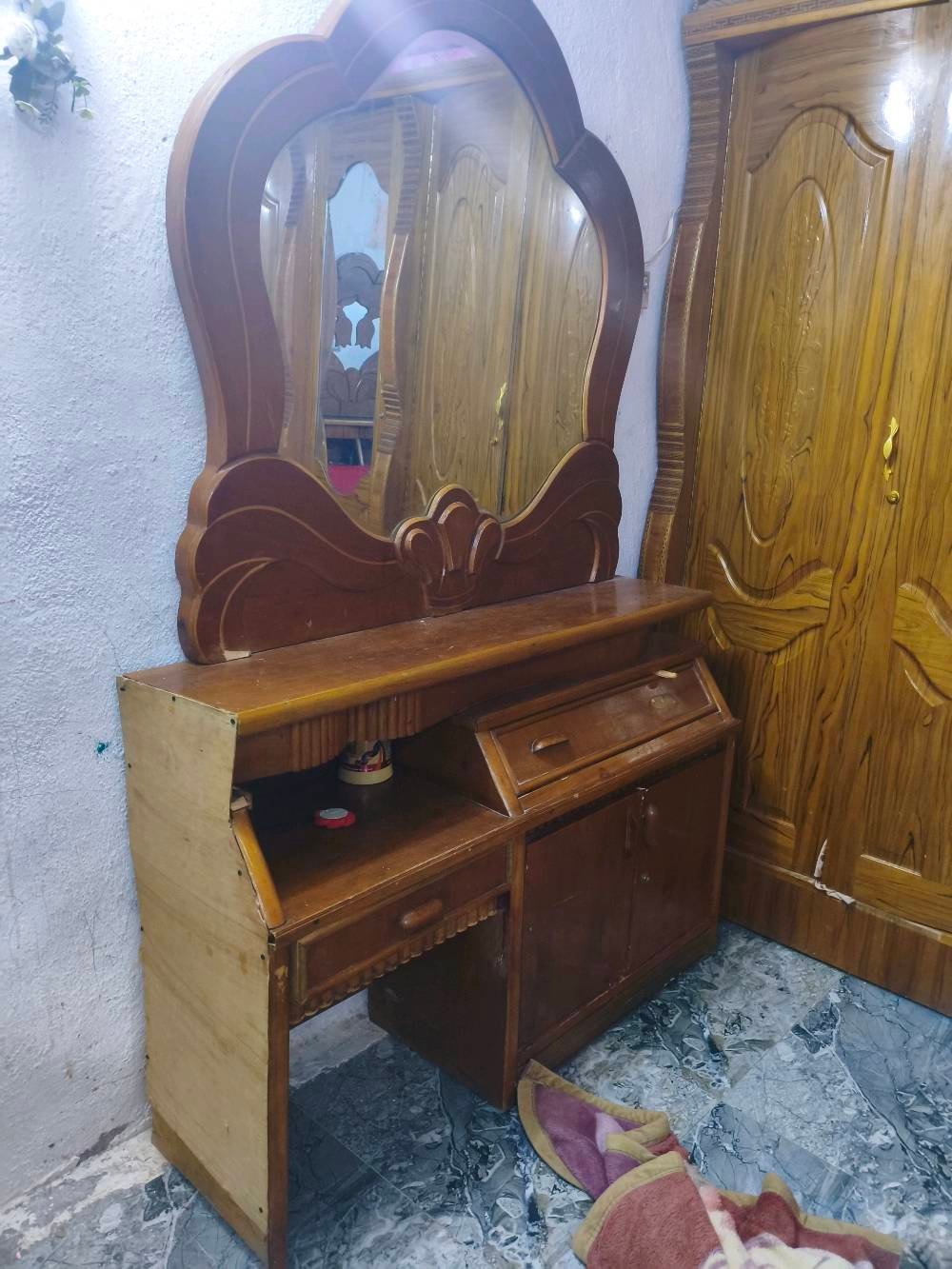 البيع الجربايه كامله 100
والمريه 30وبيهه مجال اليشتري 
العنوان بابل المسيب 
الرقم ***********