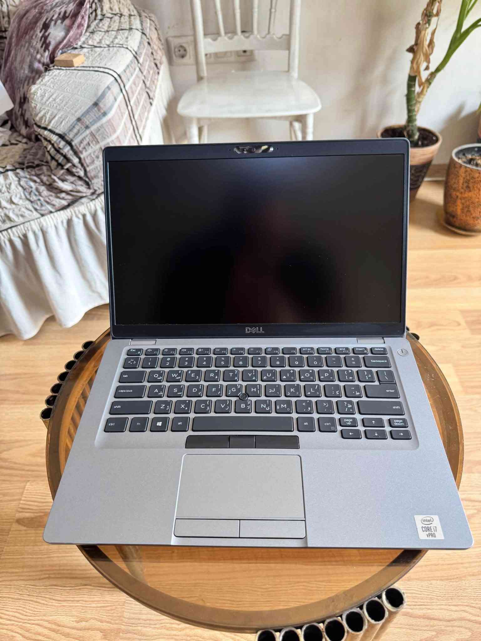 السلام عليكم
لابتوب DELL LATITUDE 5410 سلفر مواصفات حديثة وقوية 
كور اي سفن جيل عاشر كارت شاشة خارجي 
مواصفاتها 
Core i7 10810u كور اي سفن جيل عاشر 
Ram 8 كيكا ddr4
هارد ssd nvme m.2 256كيكا 
كارت شاشة داخلي intel (4كيكا) 
حجم الشاشة 14.1 ips full hd 
كيبورد ضوئي عربي انكليزي 
لابتوب تشغل البرامج الهندسية والتصميم والبرمجة والامن السيبراني 
لابتوب نضيفة كلش ومعتني بيها وبنضافتها 
ملحقاتها شاحنة اصلية وجنطة 
مكاني بغداد الاسكان واذا انت من غير محافظة اكدر ادزها بشركة توصيل 
السعر 450 الف 
***********

نص مكتوب في الصور:
- Current Date/Time: Saturday, August 29, 2026, 4:56:23 PM
- Computer Name: DESKTOP-VQEESF0
- Operating System: Windows 10 Pro 64-bit (10.0, Build 19045)
- Language: English (Regional Setting: English)
- System Manufacturer: Dell Inc.
- System Model: Latitude 5410
- BIOS: 1.42.0
- Processor: Intel(R) Core(TM) i7-10810U CPU @ 1.10GHz (12 CPUs), ~1.6GHz
- Memory: 8192MB RAM
- Page file: 3229MB used, 6482MB available
- DirectX Version: DirectX 12