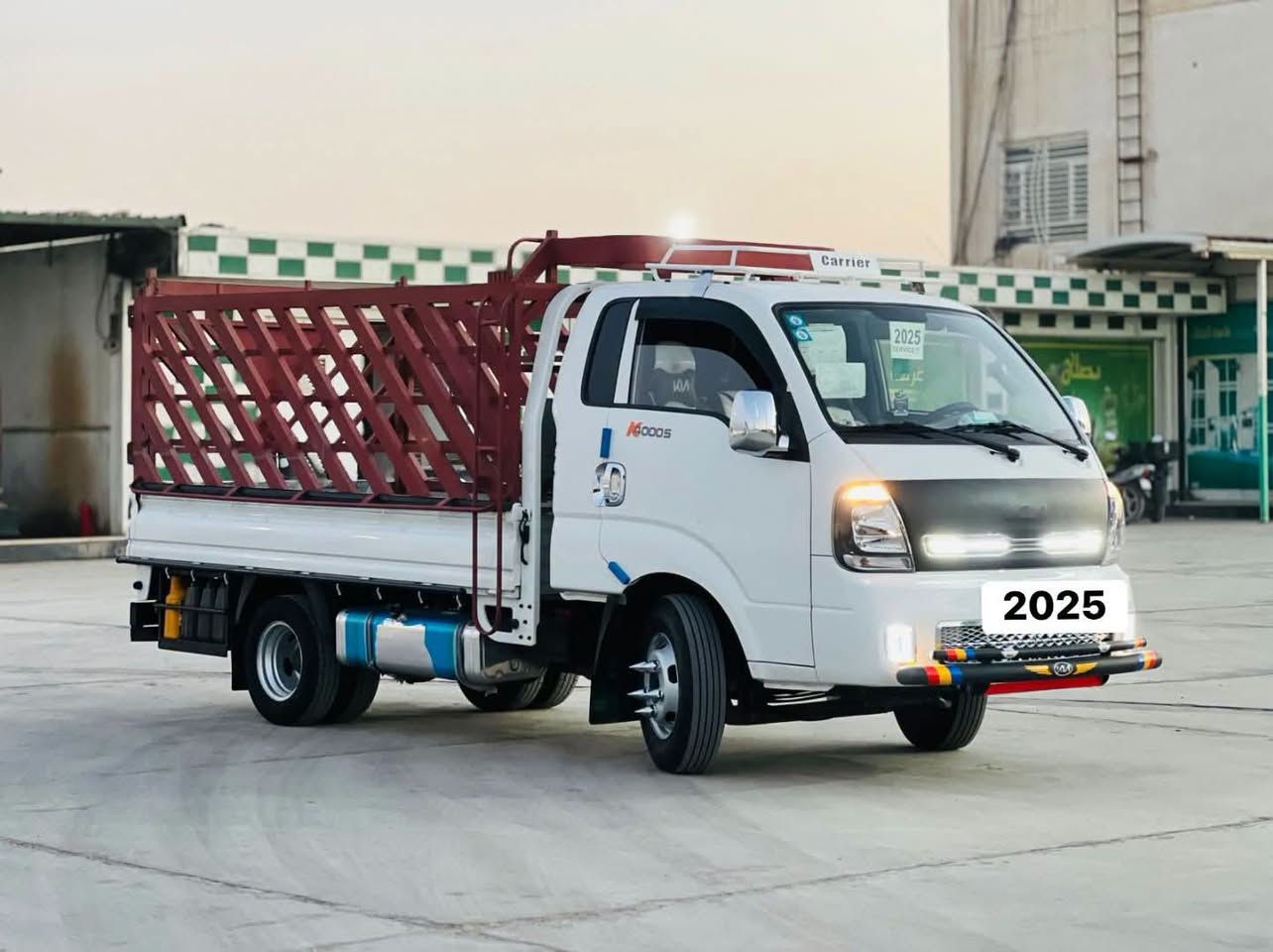 للبيع كيا فحل موديل 2025 مكفول كفاله عامه بعدة وضع شركه كارتون السيارة جاهزه من كلشي محور تحوير 14 استد 27 محجر دوشمه درع دعاميه سوبايه بواري تانكي كاز 120لتر رقم  بغداد دولي تخم تايرت شركه اصل تبريد ثلج ❄️ *********** #المكان بابل.

نص مكتوب في الصور:
- بغداد