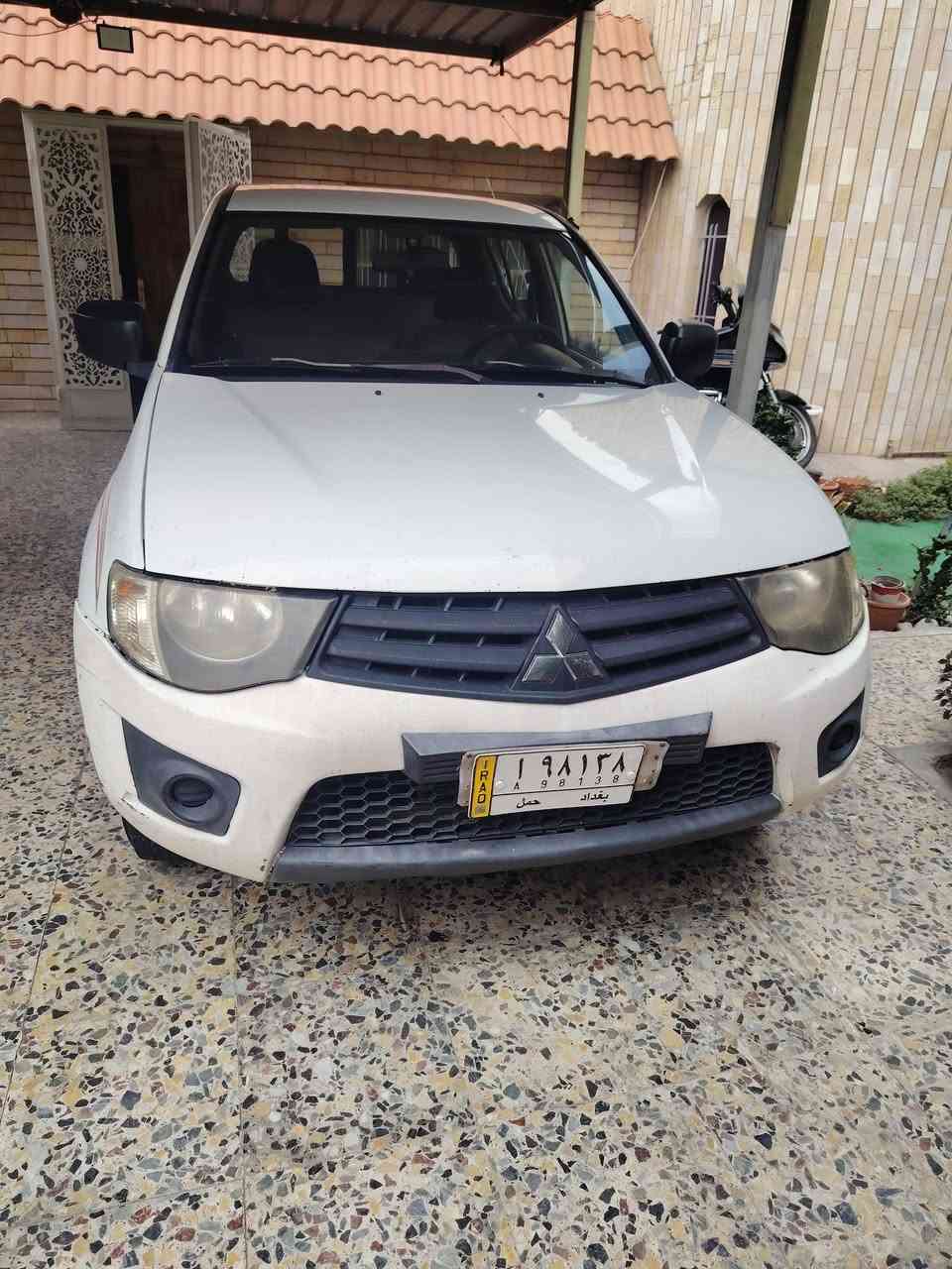 ميتسوبيشي L200 • ٢٠١٠ • بدون صبغ
