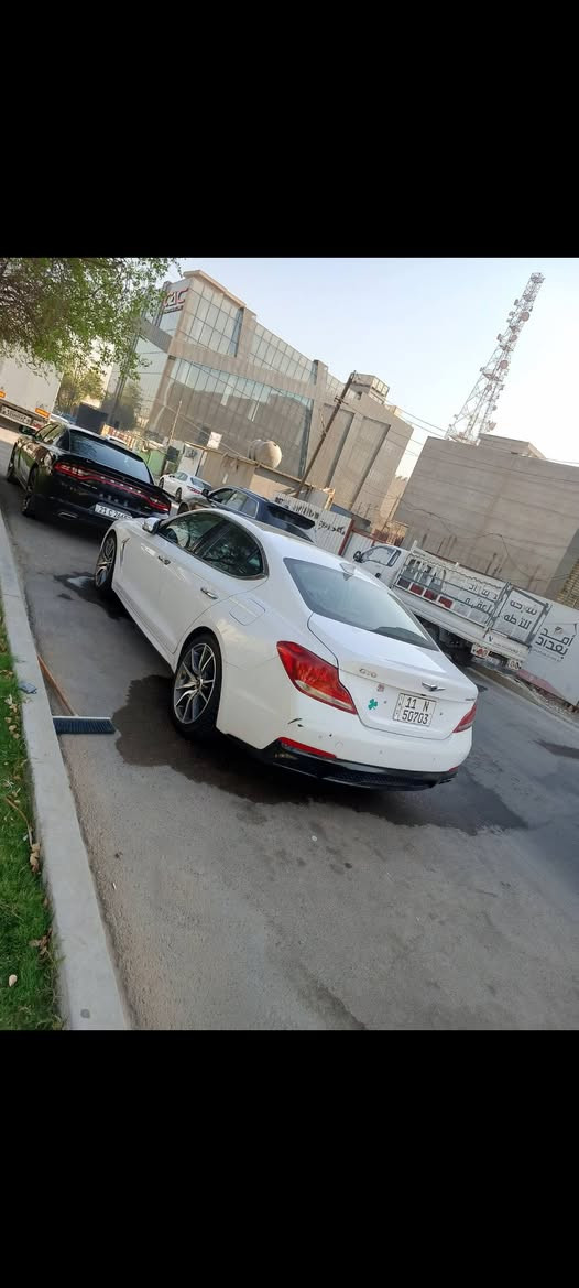 السلام عليكم
جنسس جي 70خليجه 
فول مواصفات 19مديل 
ماشيه 110
سياره بسمي 
مكاني بغداد 
ما بيه اي نقص 
سعر 165
رقمي ***********
امراوس ترهم ابقل

