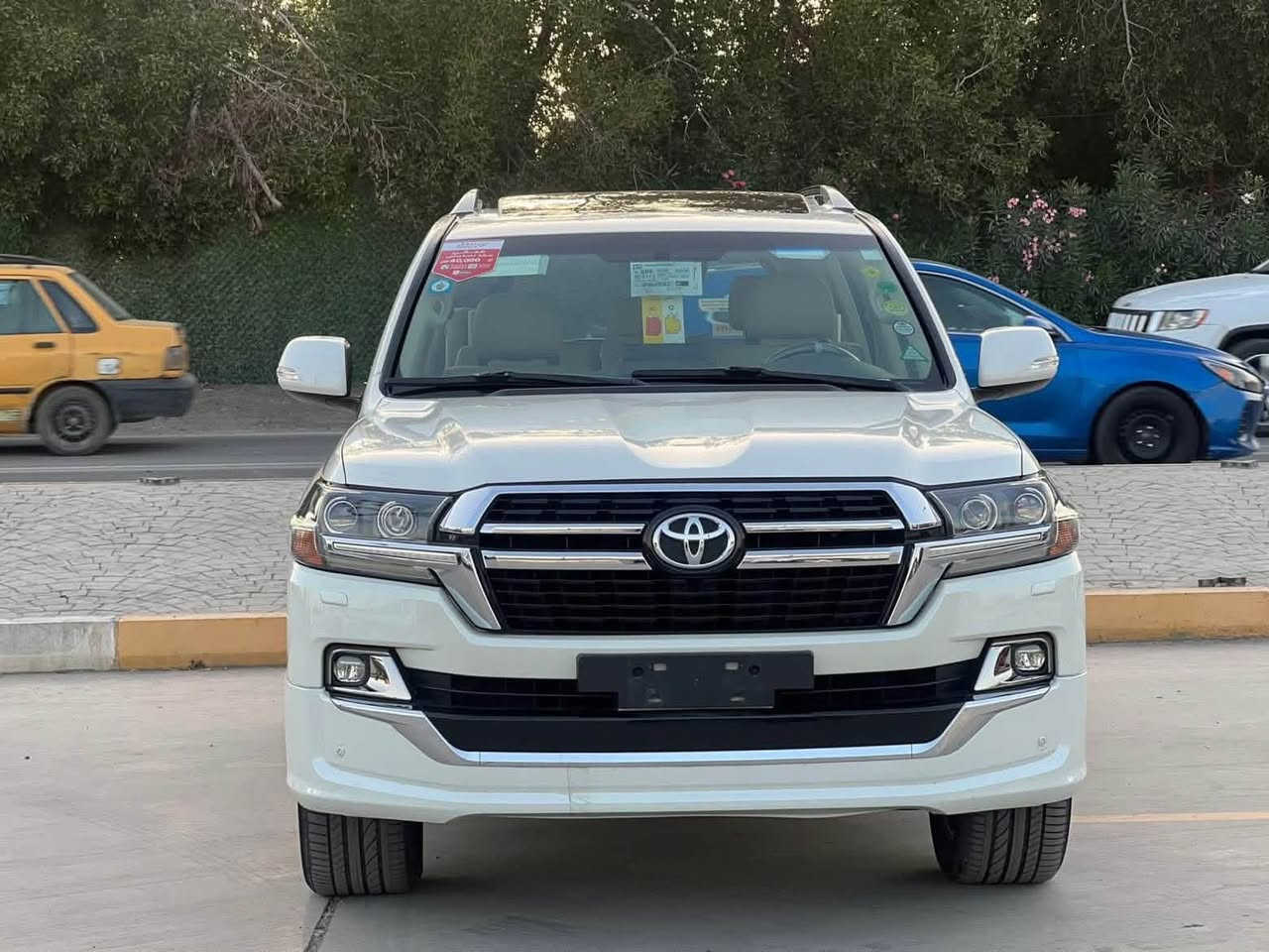 السلام عليكم للبيع لاندكروز موديل
2019 ساز اصلي رقم بغداد  بسمي تريد تحويل او وكاله تدلل مكفول كفاله عامه من صبغ وتبديل والفتح   ملاحظه بيها تعديل ب البونيد فقط 
فول مواصفات 1/1
بصمه تشغيل
5 بصمات ابواب
فتحه سلايت
كشنات ثنين كهرباء ثلاث حركات
كشنات جلد اصلي
عداد لكزز
زراكات
اشارة لكزز
مري شفط
شاشه ايباد
جنطه شفط
شاحن
دبل ماوس
مثبت سرعه
سبعه راكب
ثلاث قطع تبريد
مطفايه حريق
محرك V8/4600
8ايرباك
حساس امامي +خلفي
تحكمات ستيرن كامله
كامرة دوارة
وباقي مواصفات ساز معروفة
 ماشيه 60 الف حقيقي
السعر (53الف 
اللاستفسار اتصل على الرقم
***********
