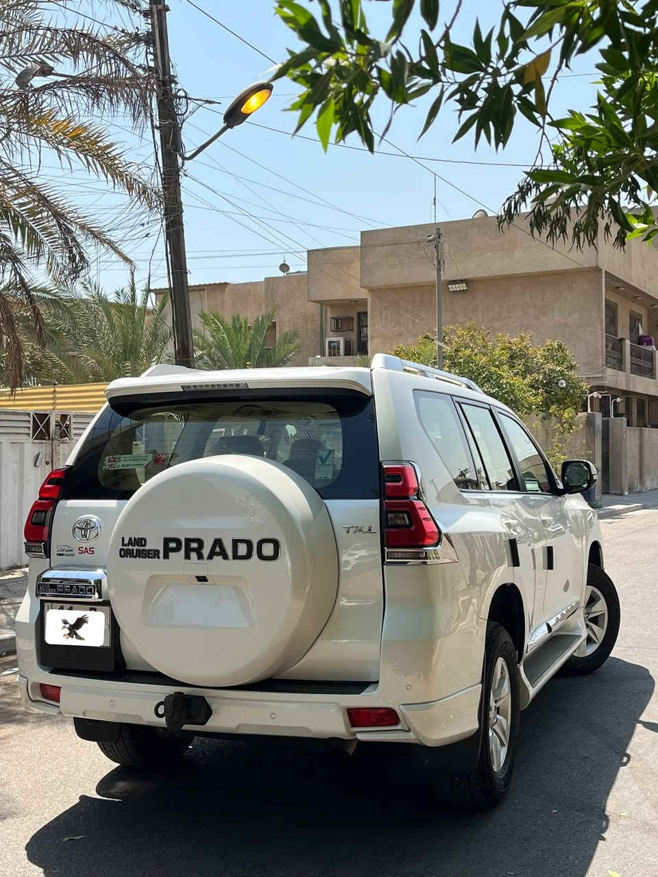 السلام عليكم
تيوتا برادوTXLام الطفايه (sas)

دبل تانكي 

رقم بغداد بأسمي تحويل ثاني يوم 

سته سلندر 
فور ويل 
فتحه سقف 
بصمه تشغيل
لايت زنون هايلوجين 
حساس امامي وخلفي 
كامره اماميه خلفيه جانبيه 
مري شفط 
اشاير ترحيب 
تشغيل عن بعد 
مري قلاب 
٣قطع تبريد 
سبير تعليك 
كشنات وكاعيه مغلفه جلد 
وباقي المواصفات المعروفه 

(ملاحضه فقط مكينه مفتوحه بل شركه وكل صيانتها بل شركه )

سونر مرفق بل منشور 

السعر360 مجال للشراي 

مكاني بغداد حي الاعلام 

***********
***********
