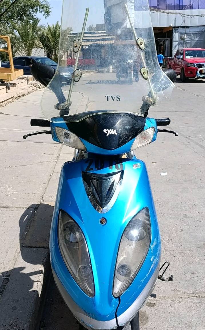 دراجه سايم ام عيون لبيع نضيفه كما بل صوره نكره صلف هندر 
سعر 300وبي مجال 
***********