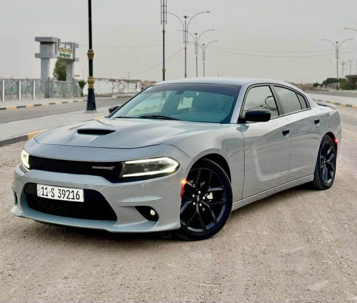 بيع مستعجل
اخوان مكلف بلنشر

دوج جارجر SXT أمريكي 
لون السموك المميز
رقم بغداد باسمي تحويل مباشر 
الموديل : 2022 اصل
عداد المسافه :100,000 KM حقيقي
حجم المحرك : 6 سلندر 3600 
تو ويل 
الضرر : صبغ جاملغين وبنيد 
وتصليح روس الشواصي 
 استخدام شخصي جدا نضيفه 
سيارة مامشتغلة خط وسيارة جديدة
والسونار موجود بلمنشور شوفة واتصل
المواصفات .. 
بصمة تشغيل وابواب تشغيل عن بعد
لايت زينون - حاجب زينون
كرسي سائق كهرباء - كير طياره 
السعر 190$   
للاستفسار الاتصال  
المكان : البصرة الهوير

 الرجاء الاتصال على الرقم
***********
***********
