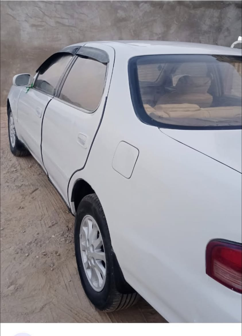 كرسته 93 للبيع او مرواس بسوانتا اوبتيما 
سياره جديده مشروع وطني مكينه كير حداديه تخم تاير جدد مصبوغه جماليه بيها ضربه جاملخ امامي جه السايق رقم واسط المكان الناصريه شطره 
السعر 52 بيها مجال ***********
