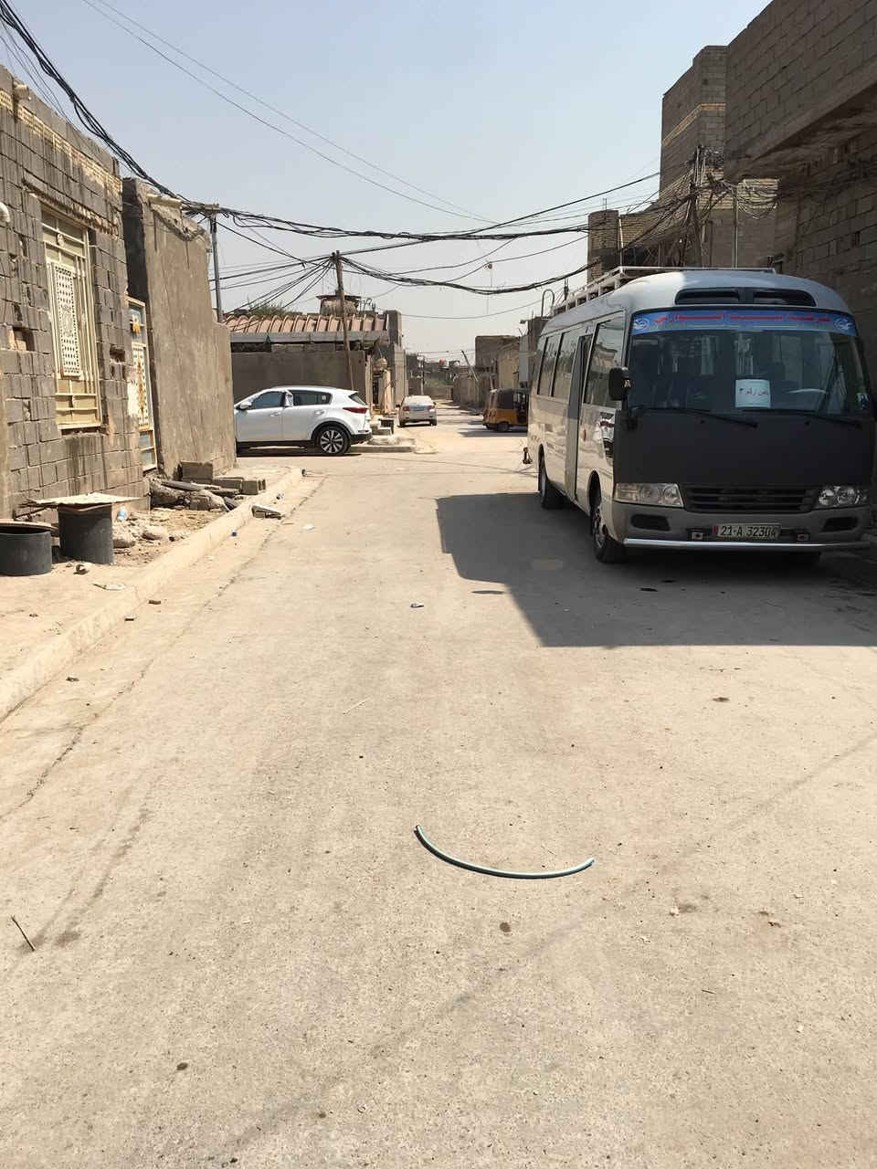 السلام عليكم بيت ام الكبر ولغزلان منطقه
كامله مي مجاري تبليط خدمات كامله 
بيت مساحه ستين متر بنيان جديد ومرتب وحلو 
سادس فرع عن الشارع *********** هذا الرقم الستفسار واتساب ولسعر مناسب
