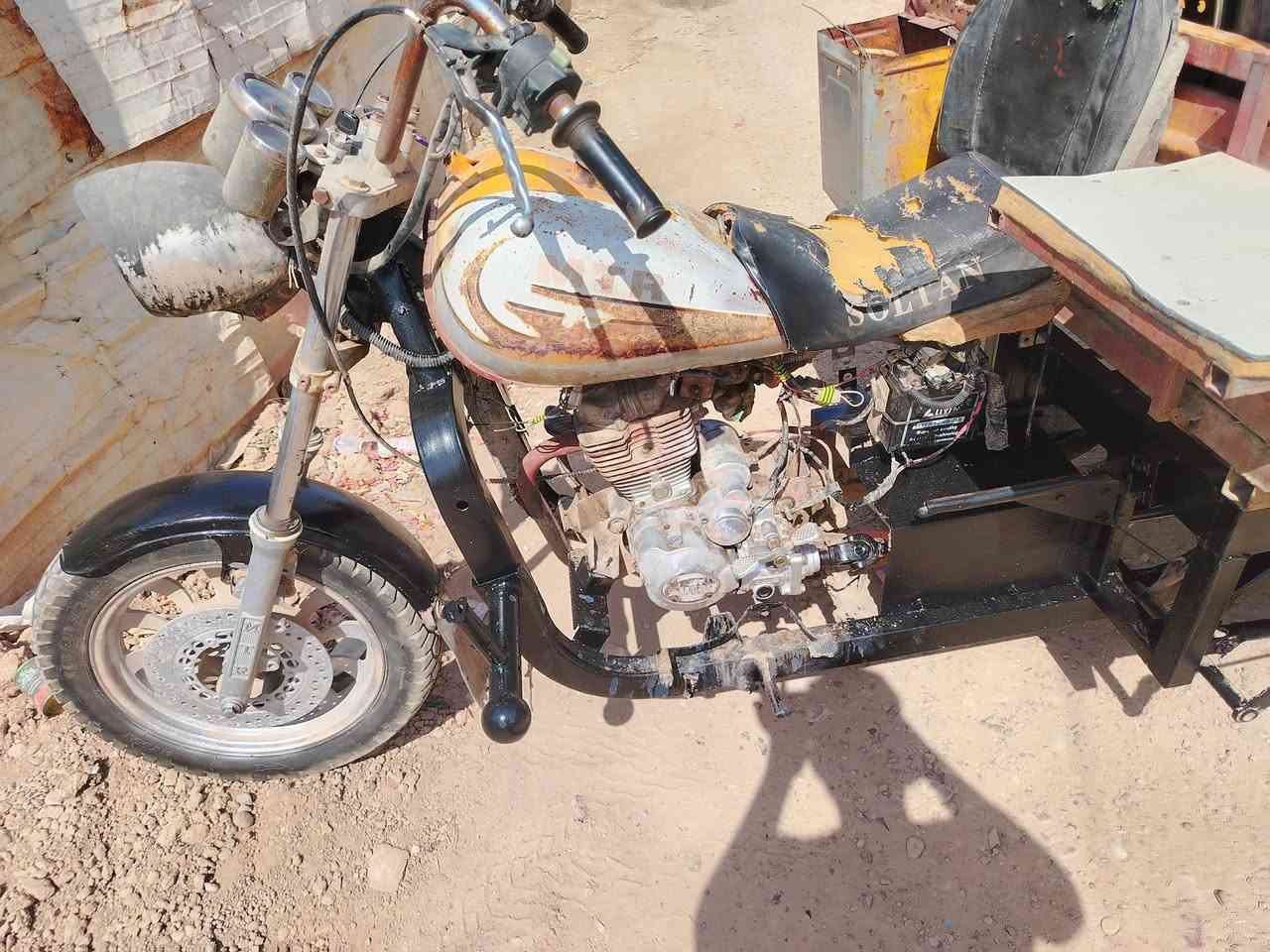 للبيع ستوتة MTR مديل ٢٠١١ مكفولة كفاله عامة
 مكينة جديدة
كير بوكس جديد
اكسن جديد
فلنجات جدد
صدر امامي جديد ابو الختم
صالنصة جديدة
تاير امامي جديد
السعر ١١٠٠ مليون ومية
مكاني الطارمية شارع التدبير الشراي يتصل ***********
