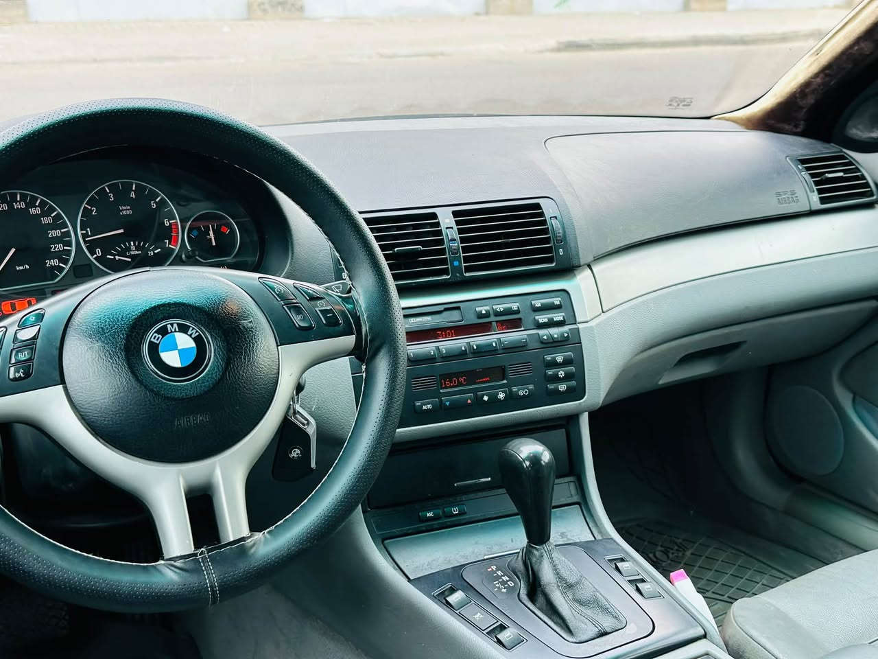 سلام عليكم
للبيع بي ام e46 موديل 2003 اصل للبيع مستعجل
مكينه سته سلندر 3000 دبل فانوس
رقم اربيل هزه جديده تحويل او وكاله حاضر
اخوان سياره ع وضع شركه كفاله عامه من صبغ وضربه
ماشيه 158 حقيقي سياره جانت مضمومه
سياره كامله مكمله مكينه كير صدر تاير كله جديد
تحكم ستيران شغال سيدي جنجر شغال 
تبريد كشنات خزن ميموري كهرباء كير تبترونك
لايت زنون بلادي 
ملاحضه
سياره بيها بنيد وقماره جارده وبيها كشن سايق بي شك فقط
سعر 69 وبيها مجال كلش قليل مكان سياره بغداد حي الجامعه
رقمي ***********
