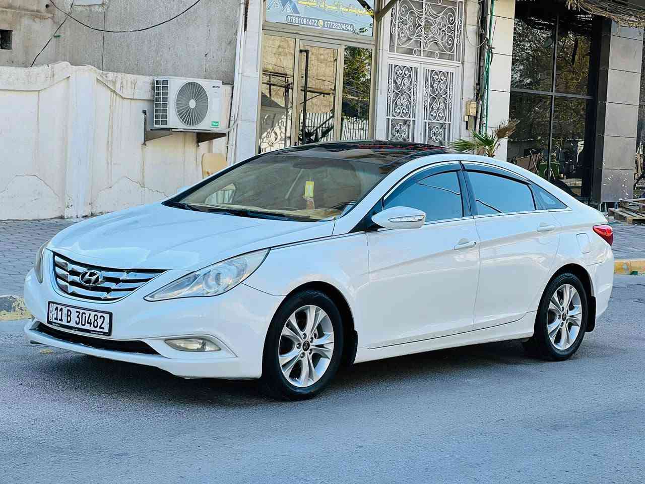 سوناتا مديل 2012 خليجي السعر 114 مع المجال للاستفسار *********** مكفوله كفاله عامه ضربه وصبغ وتبديل وفتح شرط السونار السياره فول مواصفات بني رامه اشاير مريء شفتات استيرن كشنات كهربائي تحكم استيرن جهتين داخل بيجي مريء شفط شاشه كامره دواره حساسات خلفيه منضومه زينون تبريد قطعتين ثلج ❄️  حداديه تخم تاير مكينه وكير مكفولات من الفتح مكينه 2400 دوش السياره جديده بمعنه الكلمه رقم بغداد نكليزي سنويه لل31 مكان السياره كربلاء
