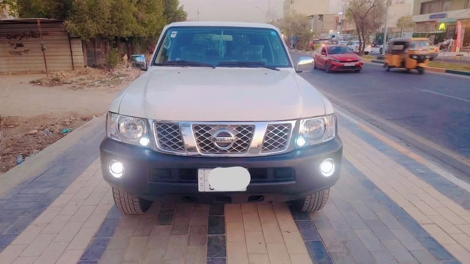 نيسان باترول ٢٠٠٨
 محرك جديد  بلادي
 گير اوتماتيك   4800 
فور ويل  دبل تانكي شغال السيارة مصبوغة عام للجمالية 
لاضربة ولا تكمة السيارة مرقمة  وبأسمي   موجودة في بغداد 
الشراي يتصل 
***********
