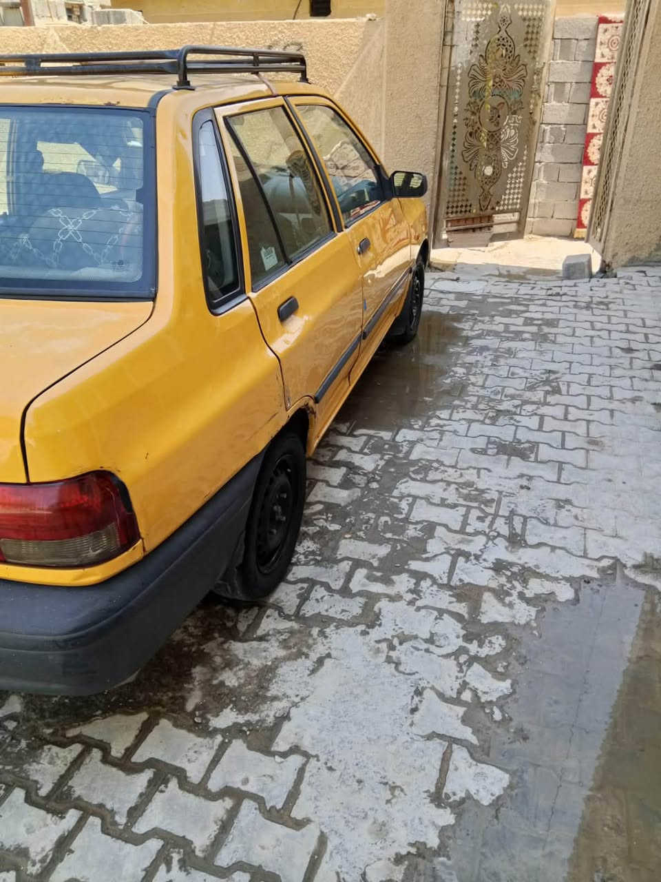 السلام عليكم موديل ٢٠١١
بيه جالملغ مبدل فقط 
السياره خير من الله 
السعر ٢٢ 
اني مكلف بالنشر 
هذا رقم صاحب السياره ملاحضه الرقم بس وات ساب 
‏***********
