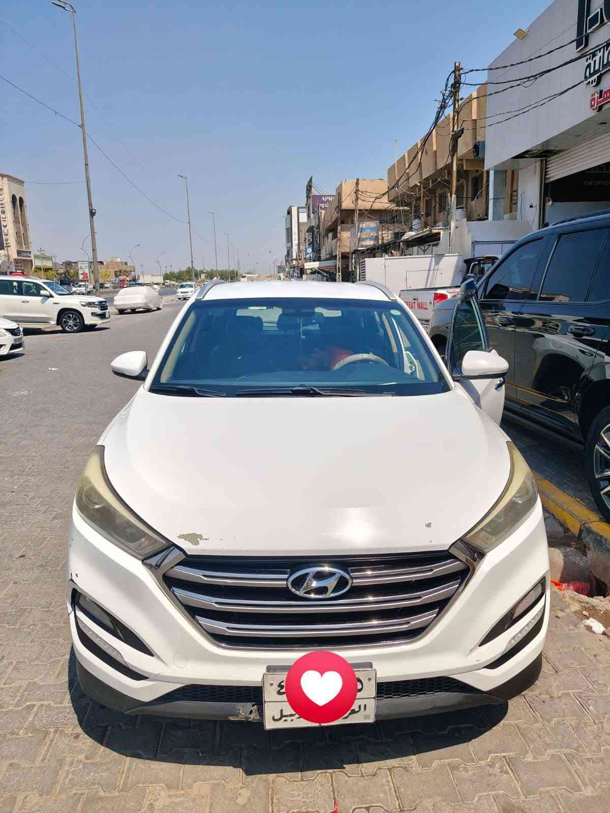 *********** بي واتساب
1- السنويه منتهيه
2- مكفوله من الضربة 
3- ماشية 318 الف 
4- السيارة نظيفة جدا 
5- رقم الهاتف واتساب فقط : ***********
6- مكانه : النجف - حي الزهراء
٧-بيه صبغ كايم بالبنيد موضح بالصورة واحد بصفه أيضاً بس مسوي السعر 158 وبيه مجال
