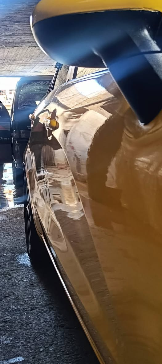 كيا ريو موديل 2017 سياره باسمي ما ناقصها برغي جاهزه من كل النواحي كابون بانزين بيها السعر 90 اذا شراي. اتصل ع خط ***********
