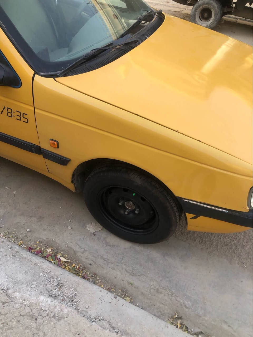 بيجو لميس رقم بغداد مكاني بغداد الشعب بسمي تحويل مباشر موضحة مثل كالصورة مكينة مابيها شي تبريد بس كهربائيات *********** بغداد, العراق
