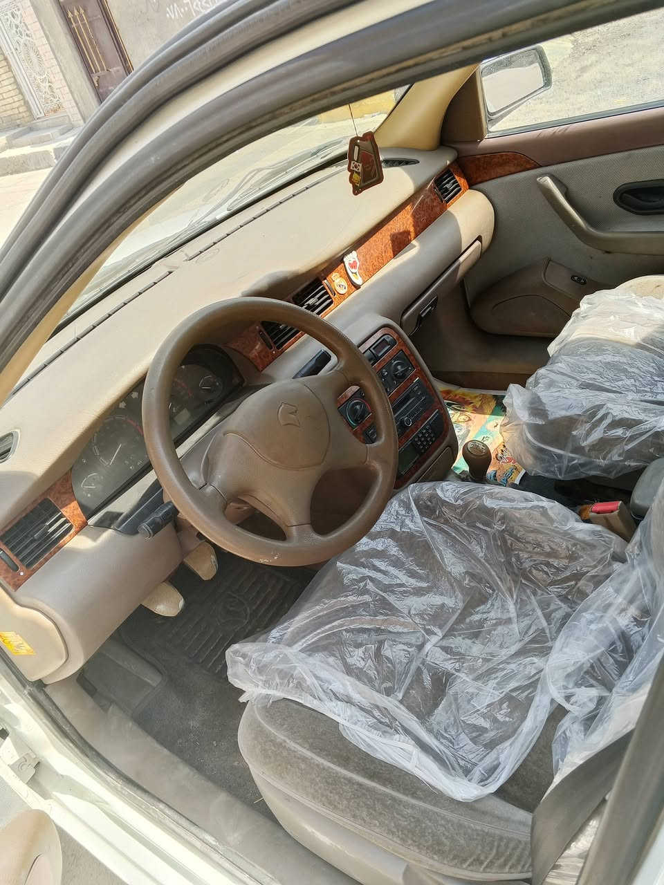 السلام عليكم سمند  12 كير ومحرك كفاله تبريد ثلج سنتر لوك شغال صدر جديد حادثها  جاملغ الخلفي تخم تاير جديد سياره جاهزة  مشروع وطني بابل السياره بسمي مكاني بغداد السعر 43 بيه مجال موبايل *********** موجود واتساب
