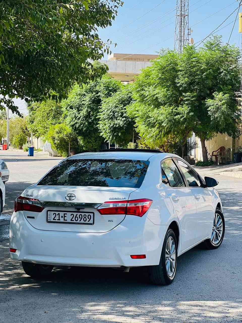 بەناوی خودای گەورە 
تۆیۆتا کرۆلا ٢٠١٤  limtedی خەلیجی  فوول فوول  ناو فۆرمیکا و مەکینە گەورە 2.0 بەصمە و دەرگە بەصمە و صلاید   ناو دوو ڕەنگە کرێمی و رەش تەحدید سرعە و تەحەکوماتی سەر سوکان  مۆدی ئیکۆ و نۆرماڵی هەیە گێری عادی و ئۆتۆماتیک تەبرید و گێڕ و مەکینە  بەشەرت  دەعامی بۆ دەعامی بەشەرت  چوار تایەی تازە و ویلی لۆکی لەسەر سەیارەکە هی ماڵە و هی مەعرەز نیە  زۆر بە جوانی و پاکی ماوەتەوە تەنیا ١٩٧ هەزاری حەقیقی رۆشتوە   غرامەو سەنەوی و تەحویلی بەشەرت  مالی دۆستە     تەنیا جوابی تەلەفۆن ئەدەمەوە (***********) شوێن تەکیە /چەمچەمال/ سلێمانی السليمانية, العراق
