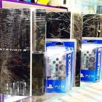 PS3 بلي ياباني اصلي كامل ملحقات  جوستك عدد ثنين نوعيه مضبوطه  يحتوي عل...
