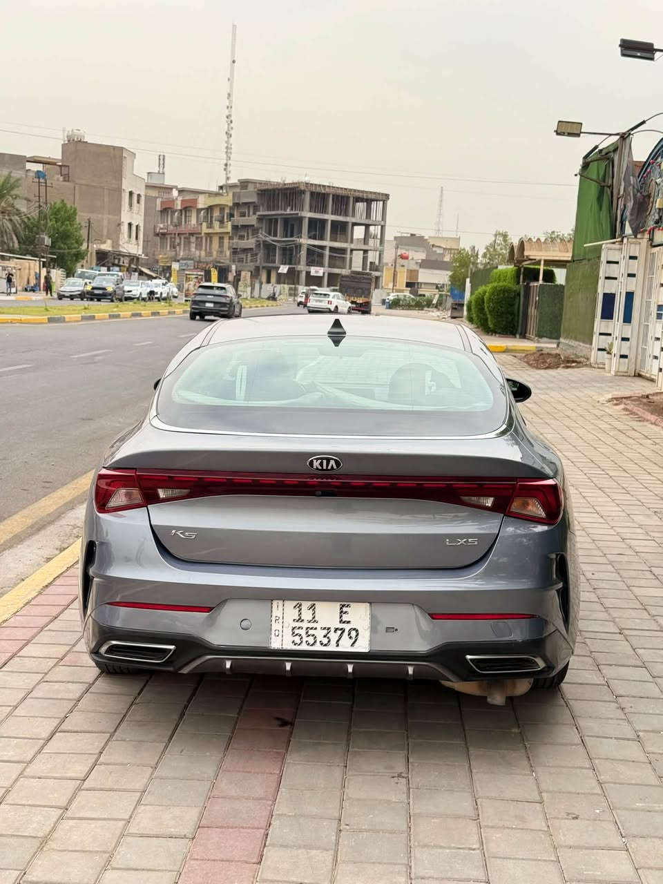 اسلام عليكم
كيا K5 موديل 2021 فئة LXS
وارد امريكي محرك 4 سلندر 1600Turbo مامفتوح
كير اوتوماتيك وعادي 5 أنظمة قيادة
صور الحادث مرفقه بل منشور + بلعراق صار بيها صبغ باب خلفي صبغ فقط بدون ايرباك 
رقم بغداد دولي رقم وهزة وسنويه جديدة بأسمي شرط التحويل كير محرك مكفول تبريد ثلج تخم تاير جديد صدر امامي خلفي بحاله ممتازه 

المواصفات:
بصمه تشغيل عن بعد هندبريك بصمة اوتو هولد
رادار امامي رادار جانبي
نظام الفرمله التلقائيه
نظام التنبيه خروج عن المسار نقط عمياء مثبت سرعه
مانع انزلاق حساس اطارات
لايت زينون 4 عدسات
ليد امامي خلفي
شاشة كبيرة كاميرا دوارة حساسات باقي الموصفات معروفه 
الرقم للأستفسار : ‭***********‬
السعر : 125 وبيها مجال 
العنوان : بغداد
