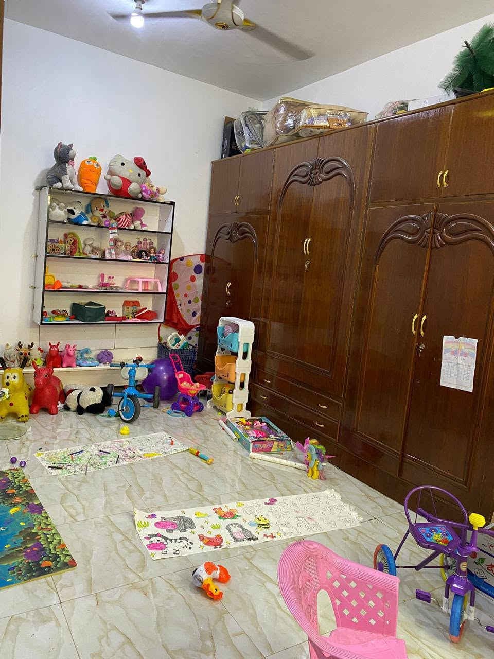 بيت طابو صرف للبيع 

مقابل مجمع المدى الطبي 

ثالث بيت عن شارع  60

المساحه / 200  متر

بيت بناء حديث طابقين يتكون من خمس غرف وصاله وهول ومطبخ عدد 2
وكراج ومناور ومجمع صحيات عدد  4

منطقه قريبه ومرغوبه ويتوفر فيها كافه الخدمات 

للاستفسار الاتصال
***********
***********
يوجد واتساب 

نستقبل كافة عروضكم وطلباتكم العقاريه

مكتب مدن للعقار/ الاسكان/ شارع الطاقه /مقابل متنزه الاسكان المركزي
