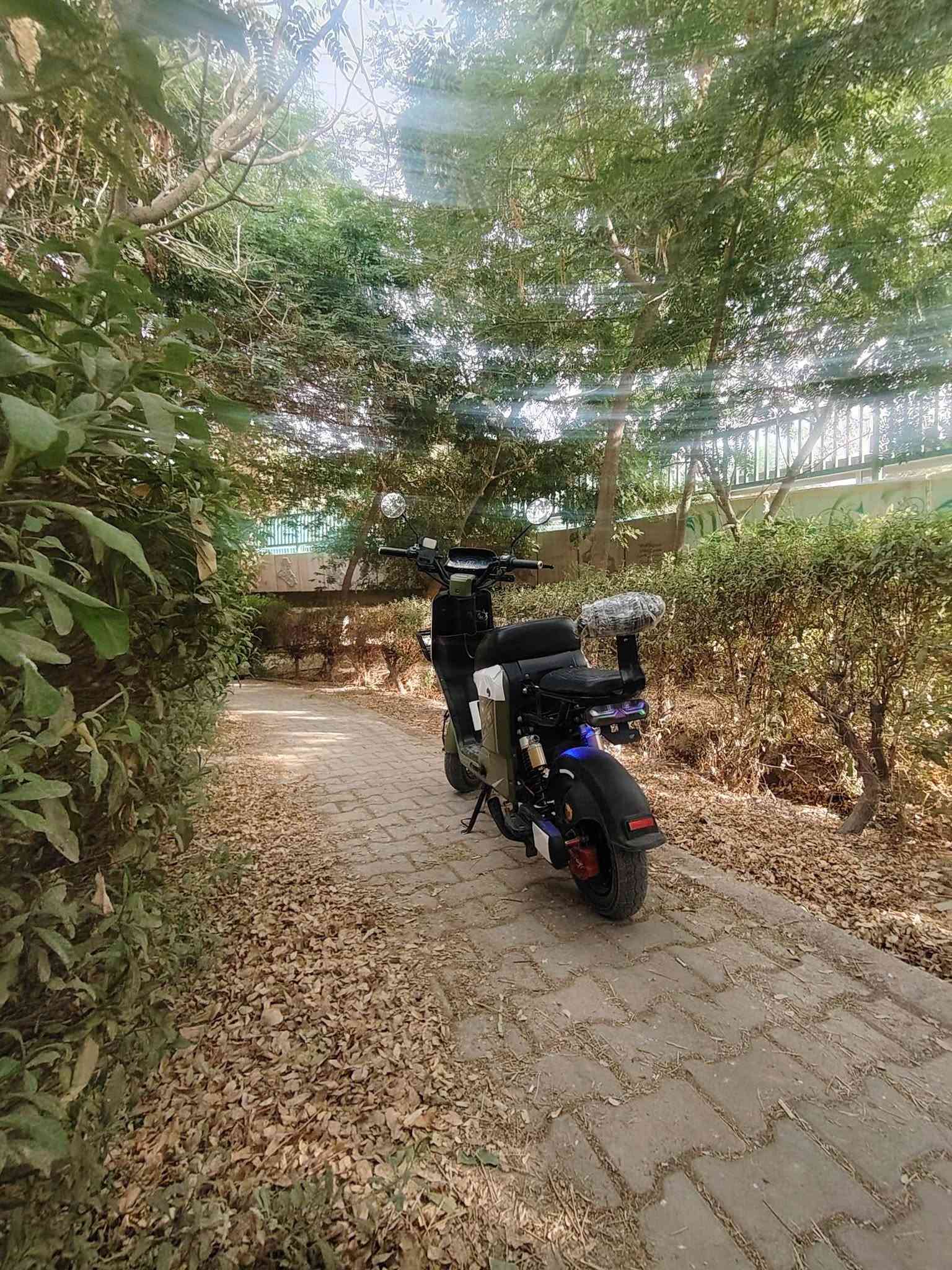 R9 • مستخدمه شهرين • بطاريات جديده