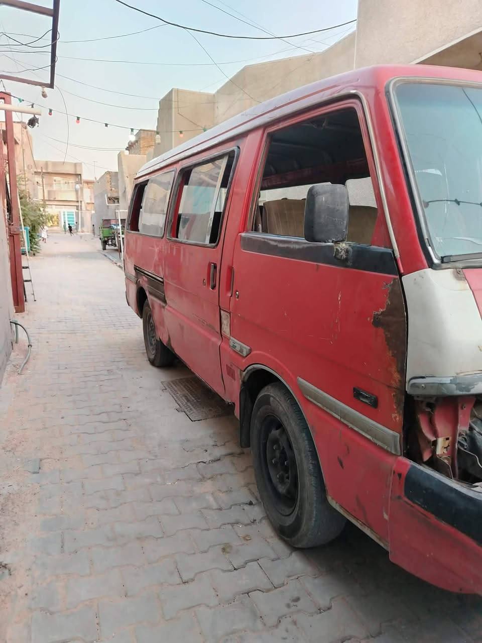 السلام عليكم كية مازدة البيع موديل 92 مكينة ونجي 6 وكير عادي واكسن خير من الله ***********
*********** بيهن واتساب
