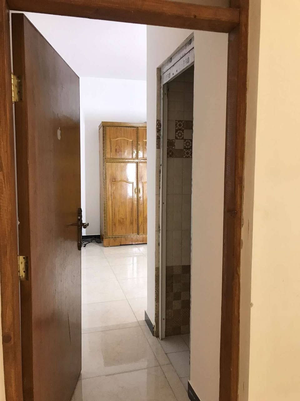 بيت ١٠٠ متر ثلالث طوابق الغرف نظاف فندق سويتات معزوله اربع غرب نوم استقبال مطبخ معزول وصاله مناور عدد ٢ البيت جاهز وكامل من كلشي المنطقه خدمات كامله ماء مجاري كهرباء تبيلط العنوان قرب سيد هاشم الاتصال على الرقم *********** واتساب *********** واتساب

البيت مناسب جداً جدا مستعجل على البيع بل عافيه لليشتري
