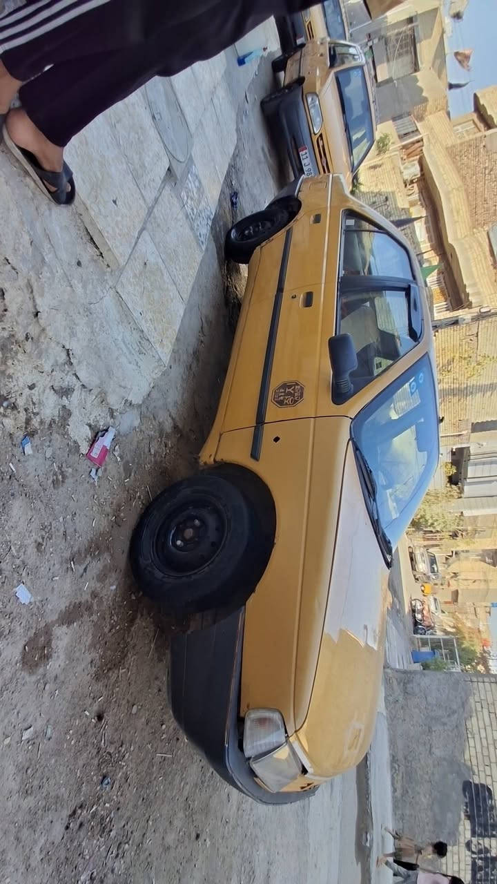 من رخصة الادمن المحترم
بيجو روى للبيع موديل 9 مصفره هيئه وغرامات
رقم  بغداد  انكليزي بأسمي
تبريد شغال مكينه نضيفه لاتبخير ولا تنقيص
مكان السياره بغداد حي اور 
والكشر شوفت عينك
رقم الواتساب***********
