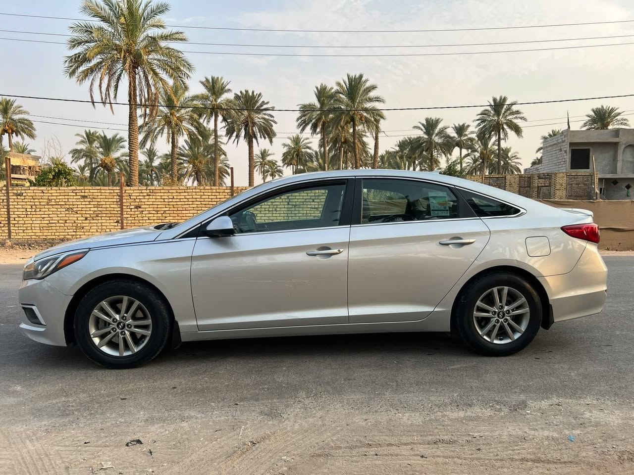 يا الله سلام عليكم سوناته وارد مريكي للبيع موديل 2017سياره بيه قطعتين صبغ بدون داخل شراط بنيد وجملغ فقط سياره سياره سياره كلش حلو وجديده بسمي تحويل مباشر مكاني الحله الحمزه الغربي تواصل ***********سياره كلش نظيفه كير مكينه حداديه تبريد كله جديد تصل وبيك خير ودلل
